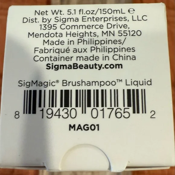 Sigma Beauty SigMagic Brushampoo Liquid Cleanser - Picture 4 of 4